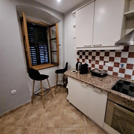 קוטור Cozy 2 Bedroom Apartment In Antique Bizanti Palace מראה חיצוני תמונה