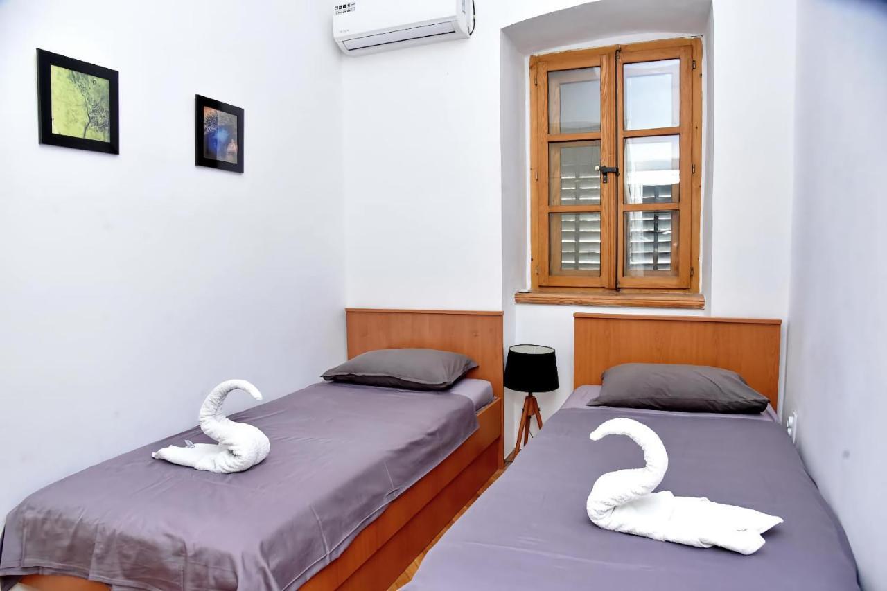 קוטור Cozy 2 Bedroom Apartment In Antique Bizanti Palace מראה חיצוני תמונה