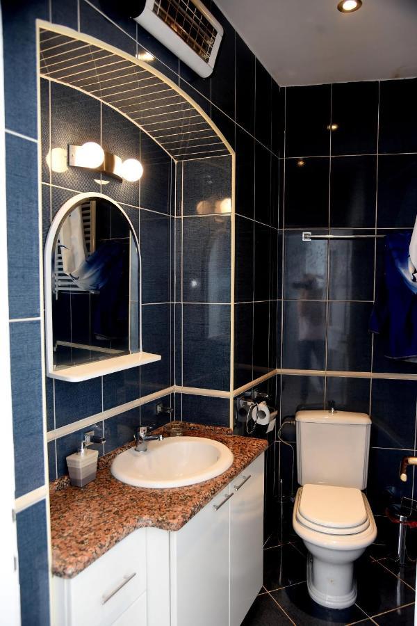 קוטור Cozy 2 Bedroom Apartment In Antique Bizanti Palace מראה חיצוני תמונה